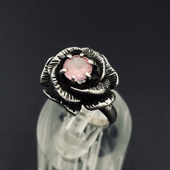 Vintage Sterling Silver Rose Flower Ring Pink Gemstone Size 4 Floral Jewelry - Picture 4 of 9